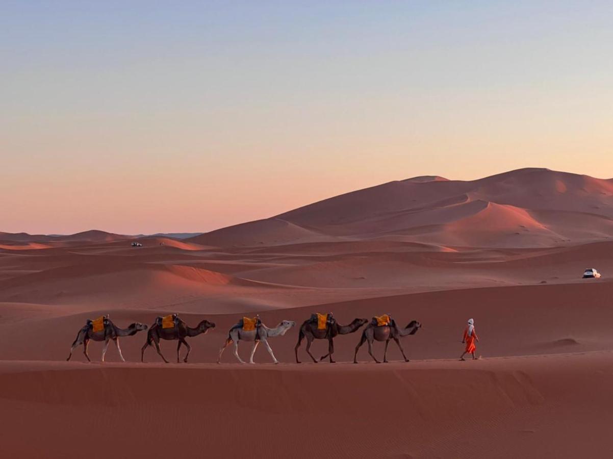 Merzouga Luxury Camp Екстериор снимка