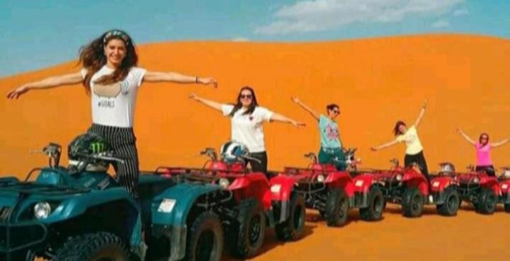 Merzouga Luxury Camp Екстериор снимка